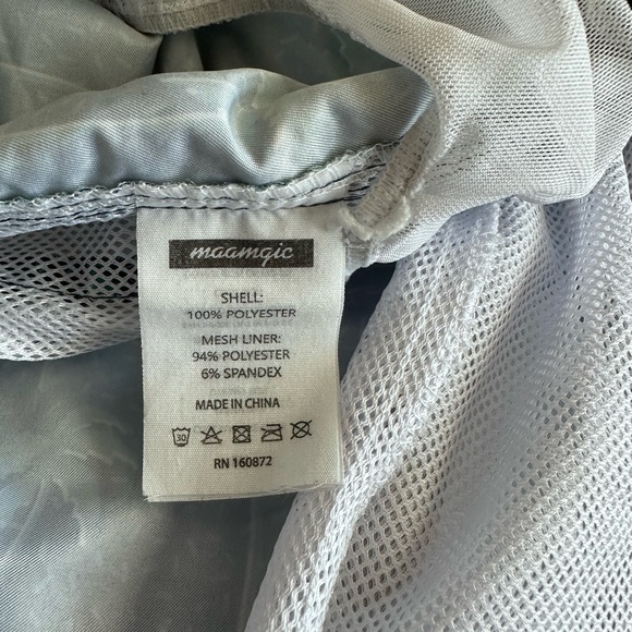 139 MaaMgic Men's Swim Trunks with Mesh Lining - Picture 2 of 7